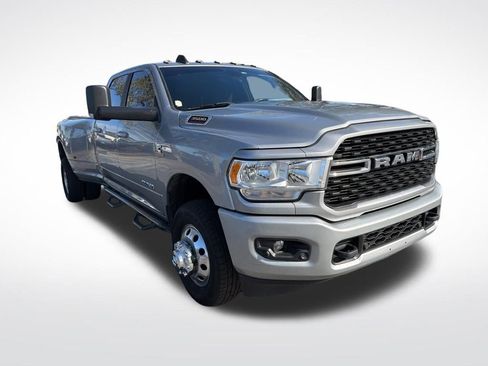 Used 2022 RAM 3500 Big Horn w/ Level B Equipment Group image 2