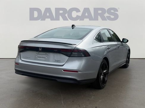 Used 2024 Honda Accord Sport image 7