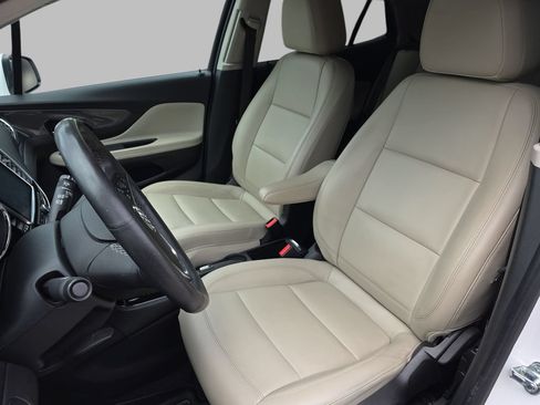 Certified 2018 Buick Encore Premium FWD image 15