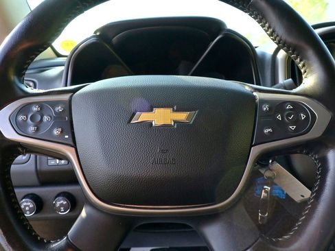 Used 2021 Chevrolet Colorado Z71 w/ Safety Package image 31