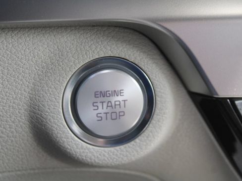 Used 2024 Kia Telluride EX w/ EX Captain's Chair Package FWD image 36