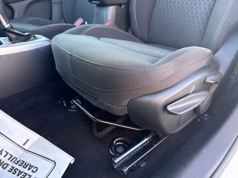 Used 2020 Jeep Compass Sport w/ Cold Weather Group image 19