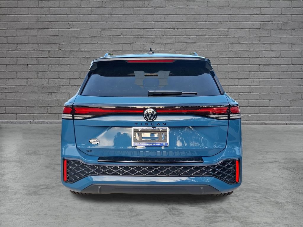 New 2026 Volkswagen Tiguan SE R-Line FWD image 4
