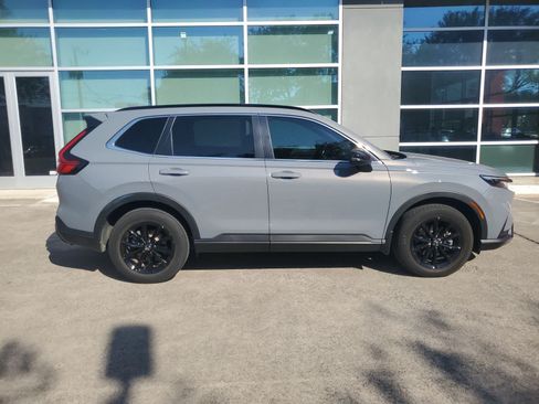 Used 2024 Honda CR-V Sport-L image 7