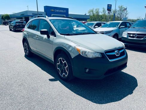 Used 2015 Subaru Crosstrek 2.0i Premium AWD/4WD image 9
