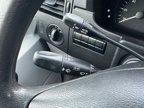 Used 2016 Freightliner Sprinter 2500 image 31