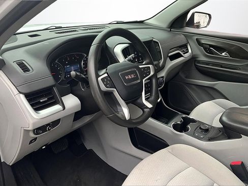 Used 2023 GMC Terrain SLE w/ Driver Convenience Package image 17