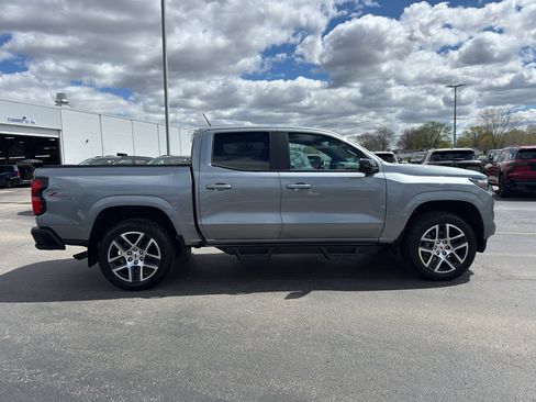 Used 2024 Chevrolet Colorado Z71 w/ Z71 Convenience Package 2 AWD/4WD image 4