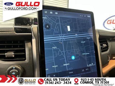 Used 2024 Ford Expedition Max Platinum AWD/4WD image 28