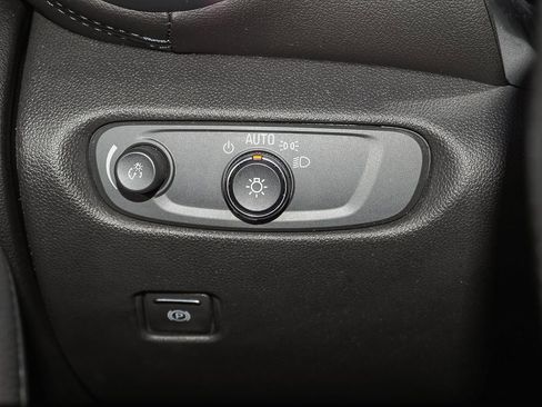 Certified 2022 Chevrolet Blazer LT image 28