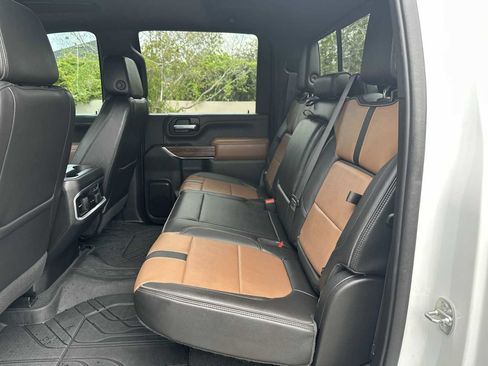 Certified 2021 Chevrolet Silverado 3500 High Country AWD/4WD image 18