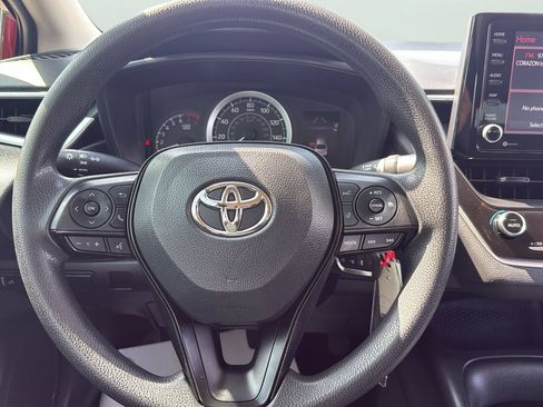 Used 2022 Toyota Corolla LE FWD image 14