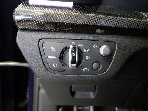 Used 2018 Audi SQ5 Prestige w/ Prestige Package image 15