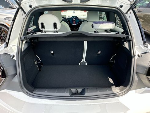New 2026 MINI Cooper 2-Door Hardtop FWD image 18