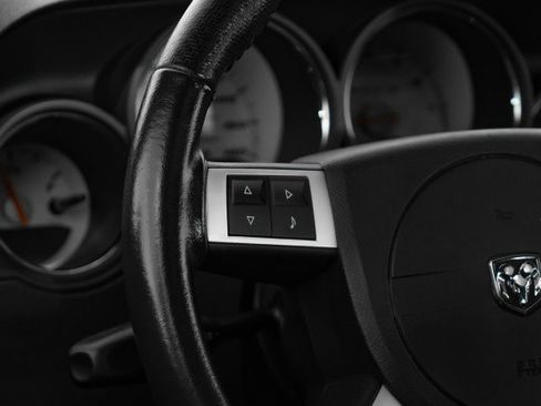 Used 2008 Dodge Challenger SRT8 image 14