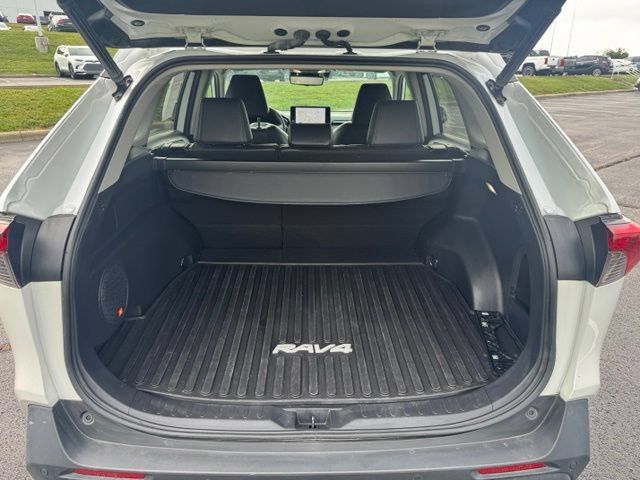 Certified 2023 Toyota RAV4 XLE Premium AWD/4WD image 13