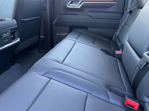 New 2026 GMC Sierra 2500 Denali w/ Denali Reserve Package image 13