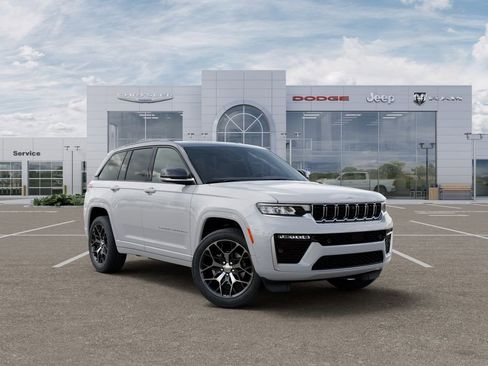 New 2026 Jeep Grand Cherokee Summit AWD/4WD image 5