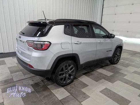 Used 2026 Jeep Compass Limited AWD/4WD image 4