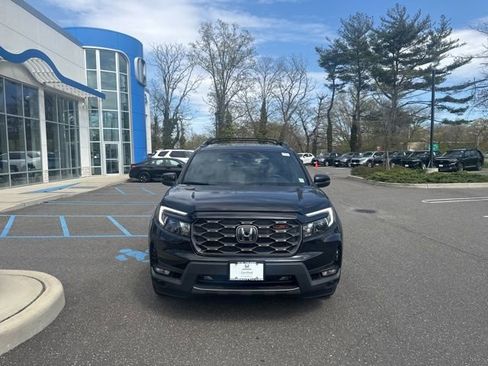 Used 2023 Honda Passport TrailSport image 3