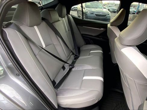Used 2025 Toyota Camry SE image 18