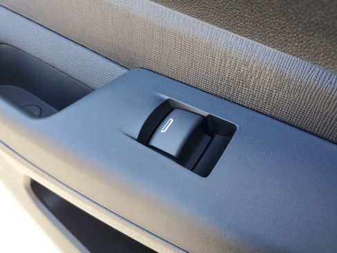 New 2026 Buick Envista Preferred w/ Convenience I Package image 11