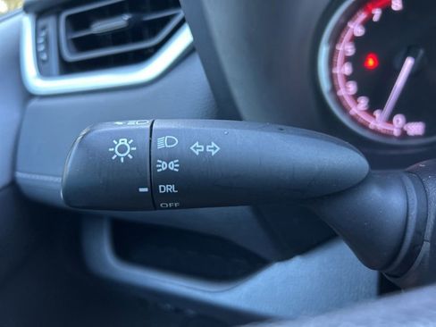 Used 2023 Toyota RAV4 LE image 21