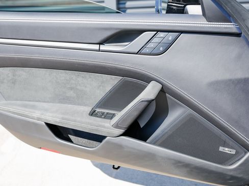 Certified 2024 Porsche 911 Carrera GTS image 24