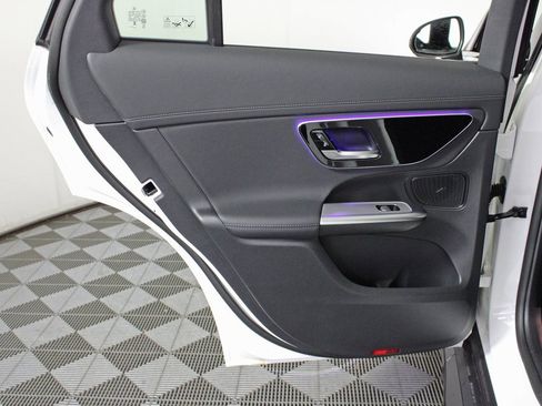 Certified 2025 Mercedes-Benz GLC 43 AMG 4MATIC image 26