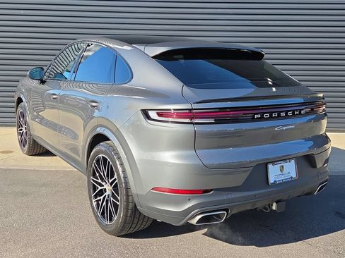 Certified 2026 Porsche Cayenne Coupe AWD/4WD image 3