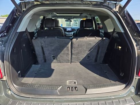 Used 2023 Ford Explorer XLT w/ Equipment Group 202A image 31