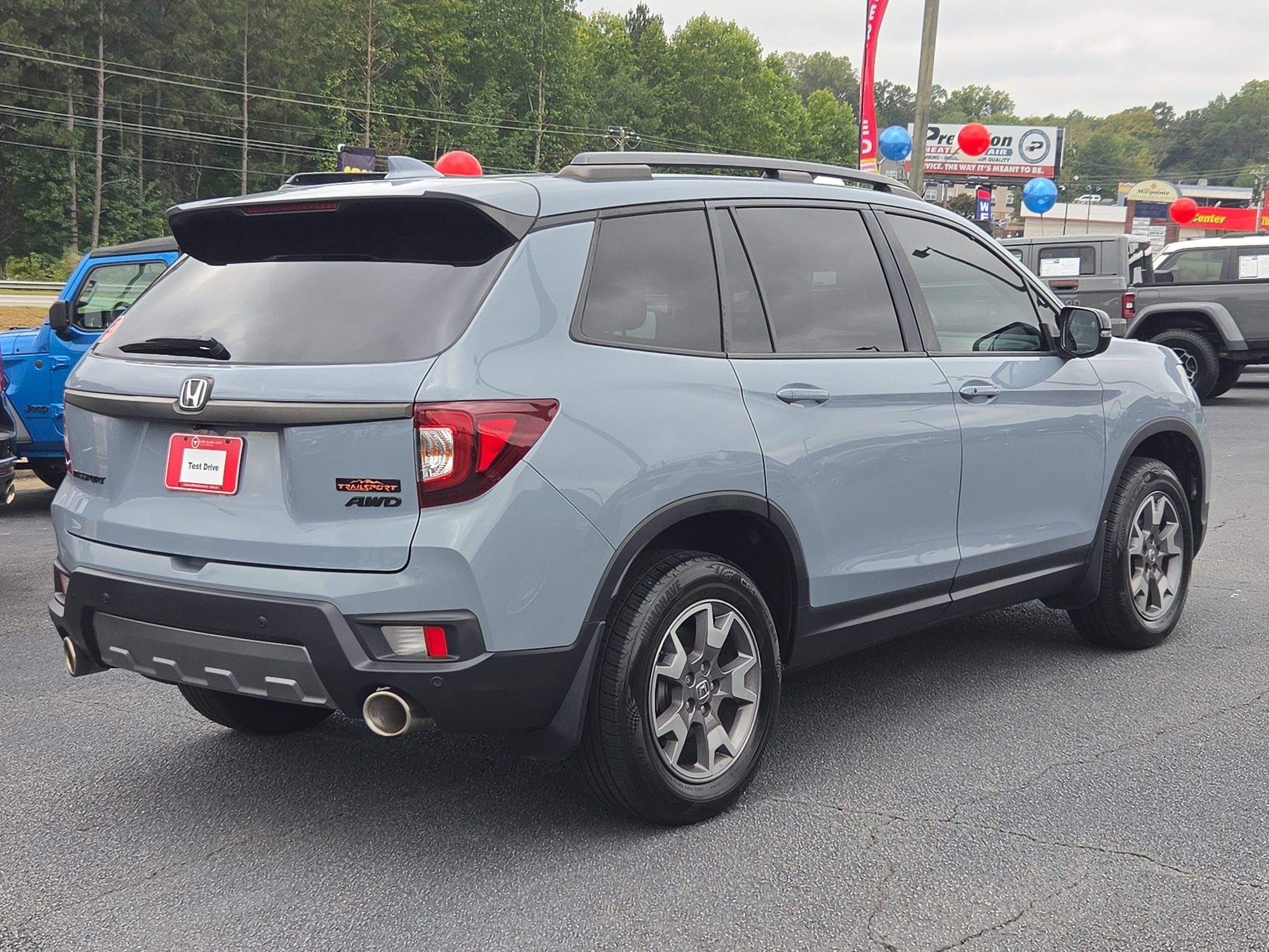 Used 2023 Honda Passport TrailSport image 5