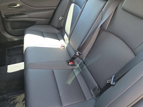 Certified 2021 Lexus ES 250 w/ Premium Package AWD/4WD image 28