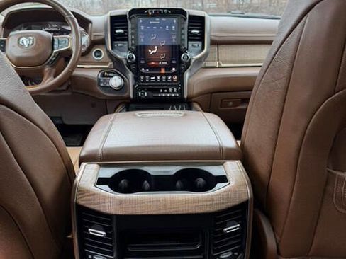 Used 2019 RAM 1500 Limited image 29