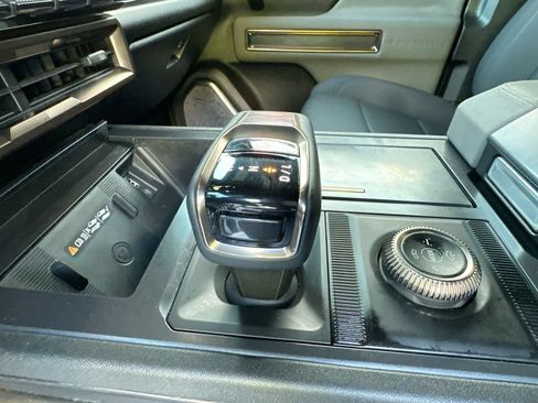 Used 2024 GMC Hummer EV 3X AWD/4WD image 23