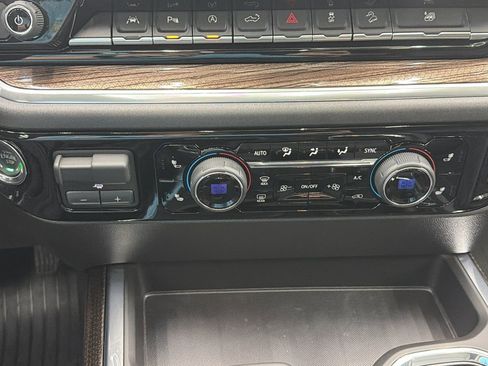 Used 2026 Chevrolet Silverado 1500 RST AWD/4WD image 24