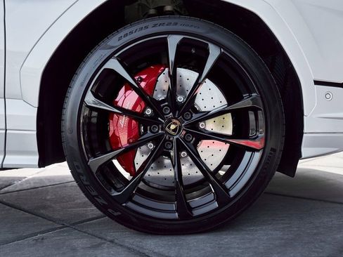 Used 2024 Lamborghini Urus S AWD/4WD image 21