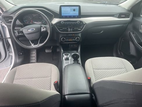 Used 2022 Ford Escape SE w/ Convenience Package image 16