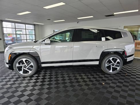 New 2026 Hyundai Ioniq 9 Limited w/ Tow & Go Package image 7