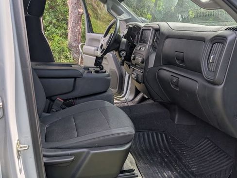 Used 2020 Chevrolet Silverado 2500 Custom RWD image 7
