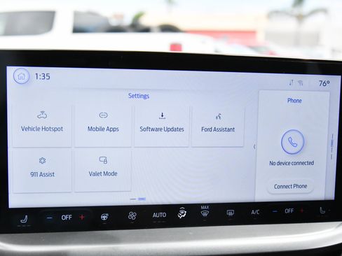Used 2023 Ford Escape Active w/ Tech Pack #1 AWD/4WD image 24