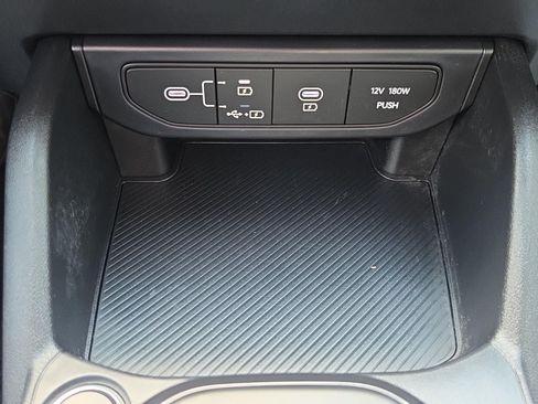 Certified 2025 Kia K4 FWD image 17