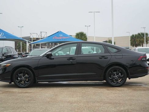 Used 2025 Honda Accord SE image 3