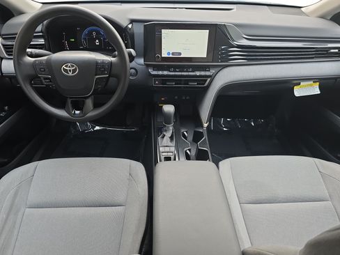 Used 2026 Toyota Camry LE FWD image 9