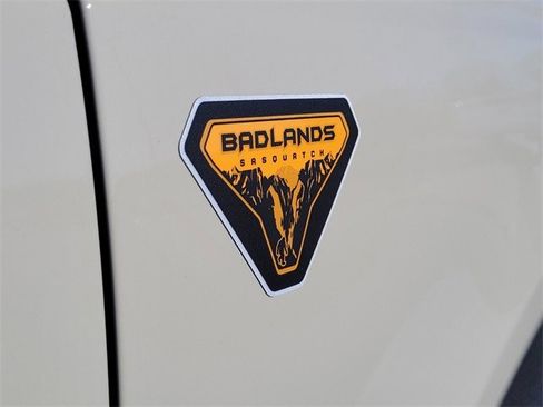 New 2025 Ford Bronco Badlands w/ Sasquatch Package image 13
