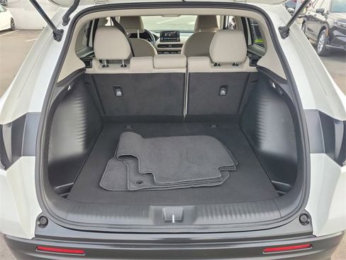 Used 2023 Honda HR-V LX image 8