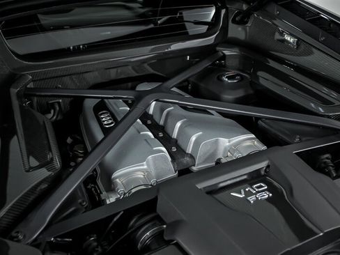 Used 2020 Audi R8 V10 performance AWD/4WD image 16