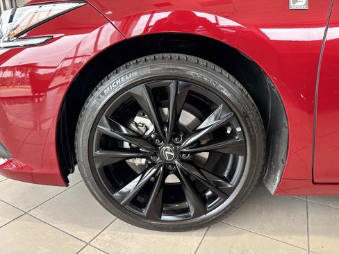 Used 2023 Lexus ES 350 F Sport w/ Accessory Package (Z2) image 9