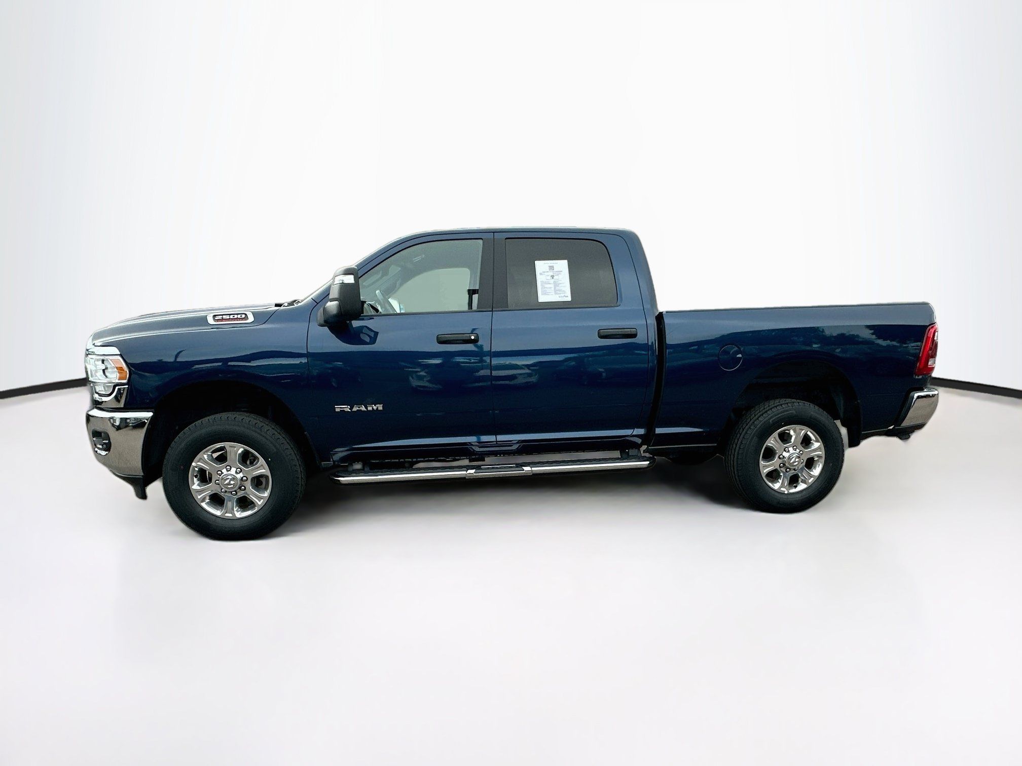 Used 2024 RAM 2500 Big Horn w/ Level 2 Equipment Group AWD/4WD image 4