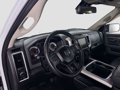 Used 2017 RAM 1500 Big Horn image 9